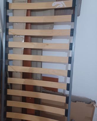 letto singolo con materasso ortopedico