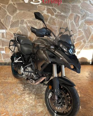 Benelli TRK 502 2018 NOLEGGIO SEMESTRALE O ANNUALE