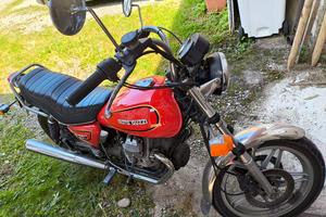 Moto Guzzi V 35c - 1983