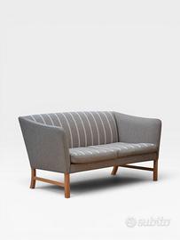 Divano 2 Posti Design Scandinavo Vintage Tessuto
