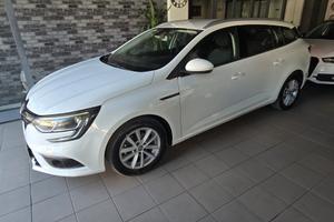 Renault Megane Mégane Sporter dCi 8V 110 CV EDC En