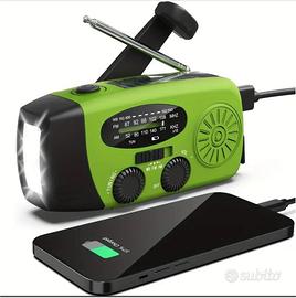 Radio e Lampada solare e a manovrlla