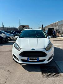 Ford fiesta 1400 gpl 2013