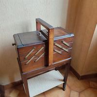 Cassettiera da cucito