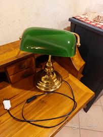 lampada ministeriale