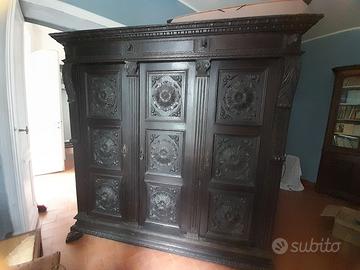 Armadio antico