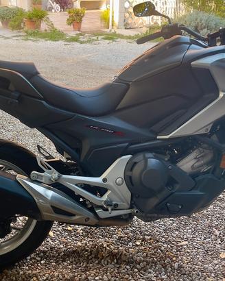 Honda Nc 750 x dct abs