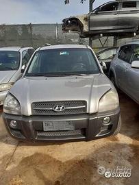 Hyundai tucson 2008 ricambi