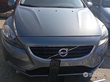 Volvo v40 2013 ricambi