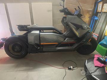 BMW CE O4