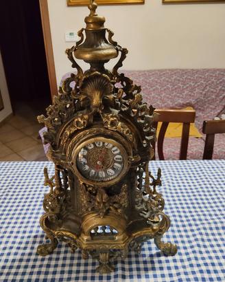 Orologio antico da tavolo
