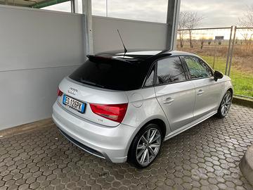 Audi a1 s-line 1.6 tdi 90cv NEOPATENTATI