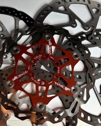 5 Dischi da 160mm + 2 Pinze Freno per MTB
