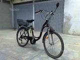 Bici Lumina alluminio bat. litio cambio Shimano