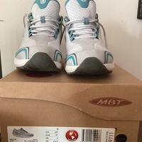 Scarpe MBT  numero 37