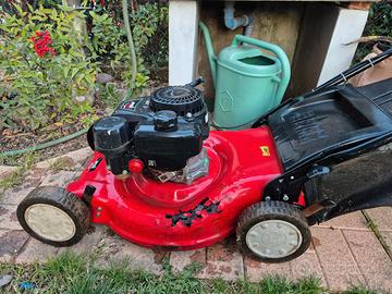 Tagliaerba a scoppio