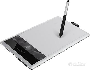 Wacom Bamboo FUN PEN AND Touch Small Graphic Table
