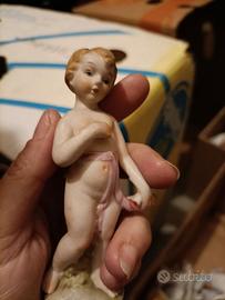 Statuina putto bisquit