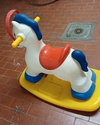 Cavallo a dondolo Chicco per bambini