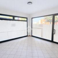 NEGOZIO A CURTAROLO