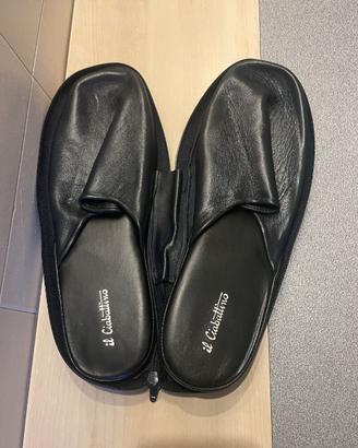 Pantofole da viaggio in pelle di vitello nera