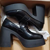 scarpe da donna nere con tacco