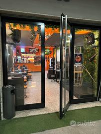 Bar tavola calda ristorante lounge bar cocktailbar