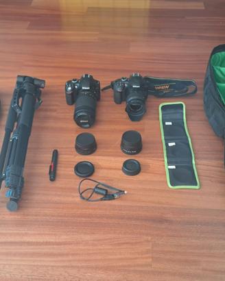 Kit Nikon D3400 e D3200 con obiettivi + accessori