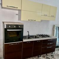 Cucina moderna completa