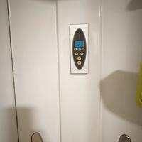  Doccia con idromassaggio e Radio 