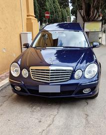Carro funebre Mercedes Classe E anche con cambiali