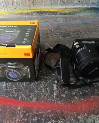 Fotocamera digitale Kodak Pixpro AZ425  usata