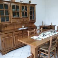 Soggiorno completo in castagno