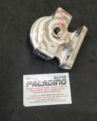 Supporto filtro olio