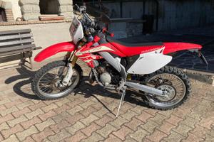 Moto enduro