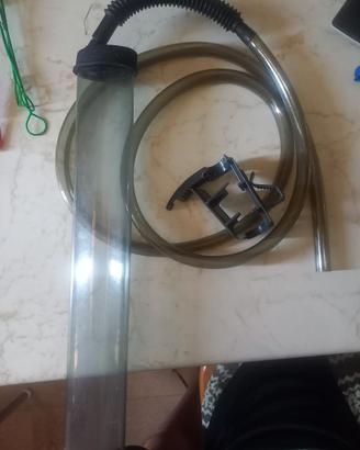 sifone aspira rifiuti acquario