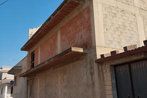 Palazzina su tre piani (scheletro)