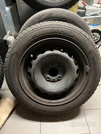 Gomme da neve Kumho + cerchi FIAT 165/70 R14 (2pz)