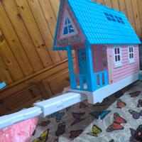 casa ( trolley ) +macchina+ 1 amiciccio