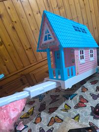 casa ( trolley ) +macchina+ 1 amiciccio