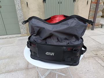 Borse cargo GIVI water resistant estensibili 20 lt