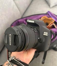 CANON EOS2000D