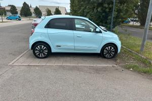 Twingo serie 3 elettrica INTENS