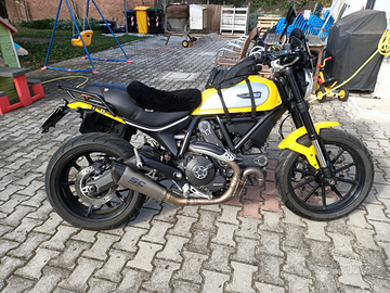 Ducati scrambler 800