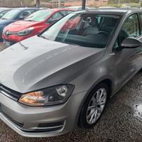 Volkswagen Golf 2.0 TDI DSG 5p. Highline BlueMotio