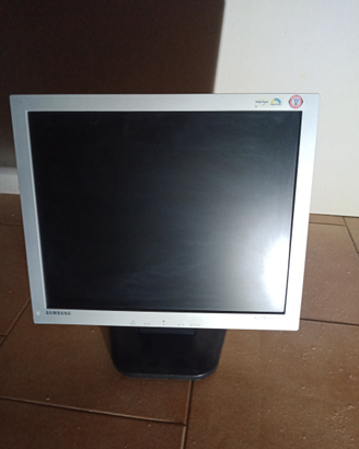 N.3 Monitor da 17" lcd