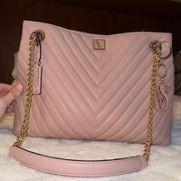 Bella borsa di Victoria's Secret