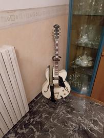 chitarra semiacustica elettrica DESALVO DEL 1970