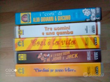 Lotto di 5 videocassette Aldo Giovanni e Giacomo