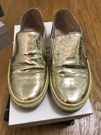 Slip on oro